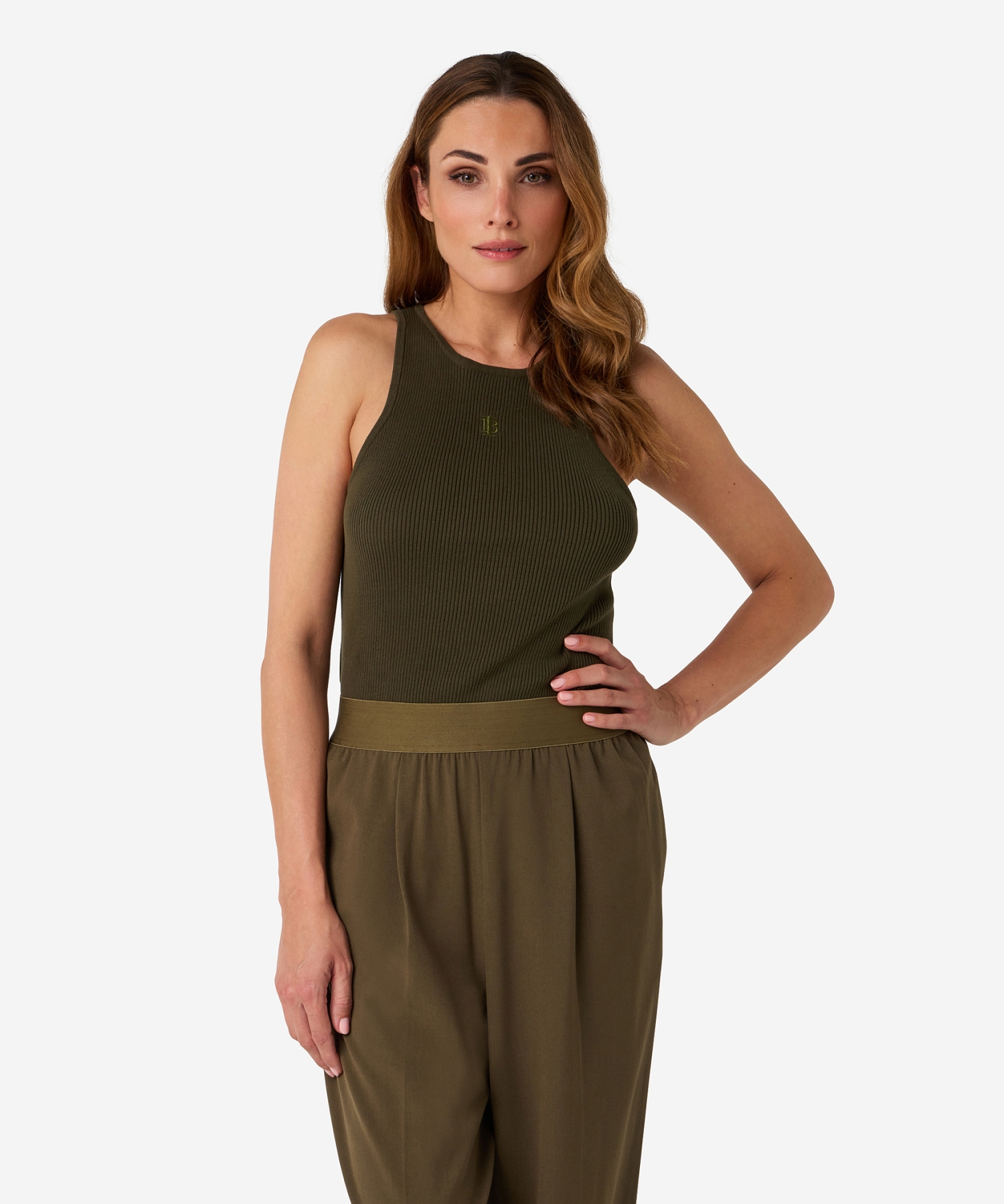 Tamora | Dark Elm Green