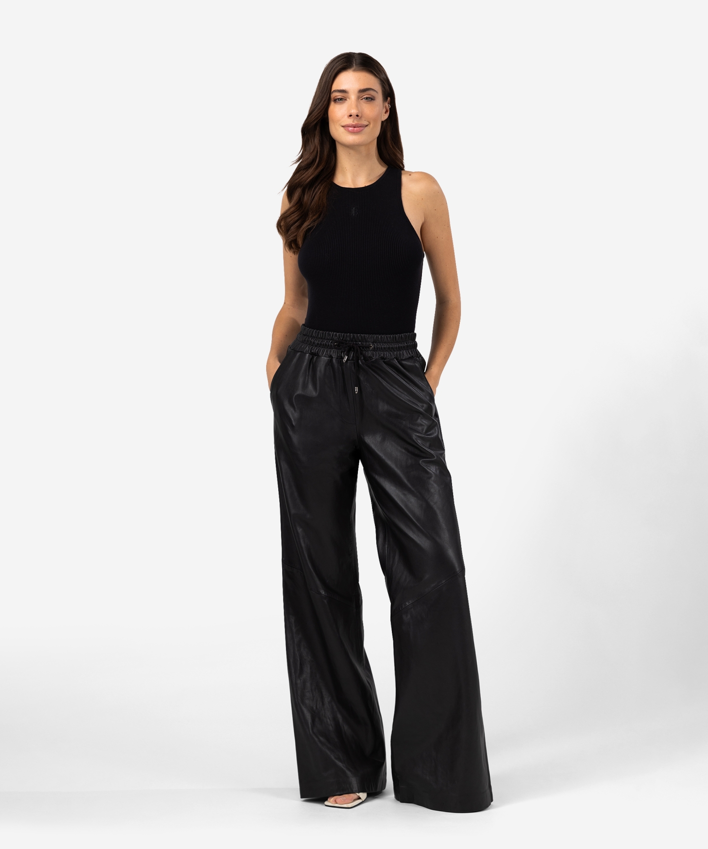Pippa | Black Pippa | Black