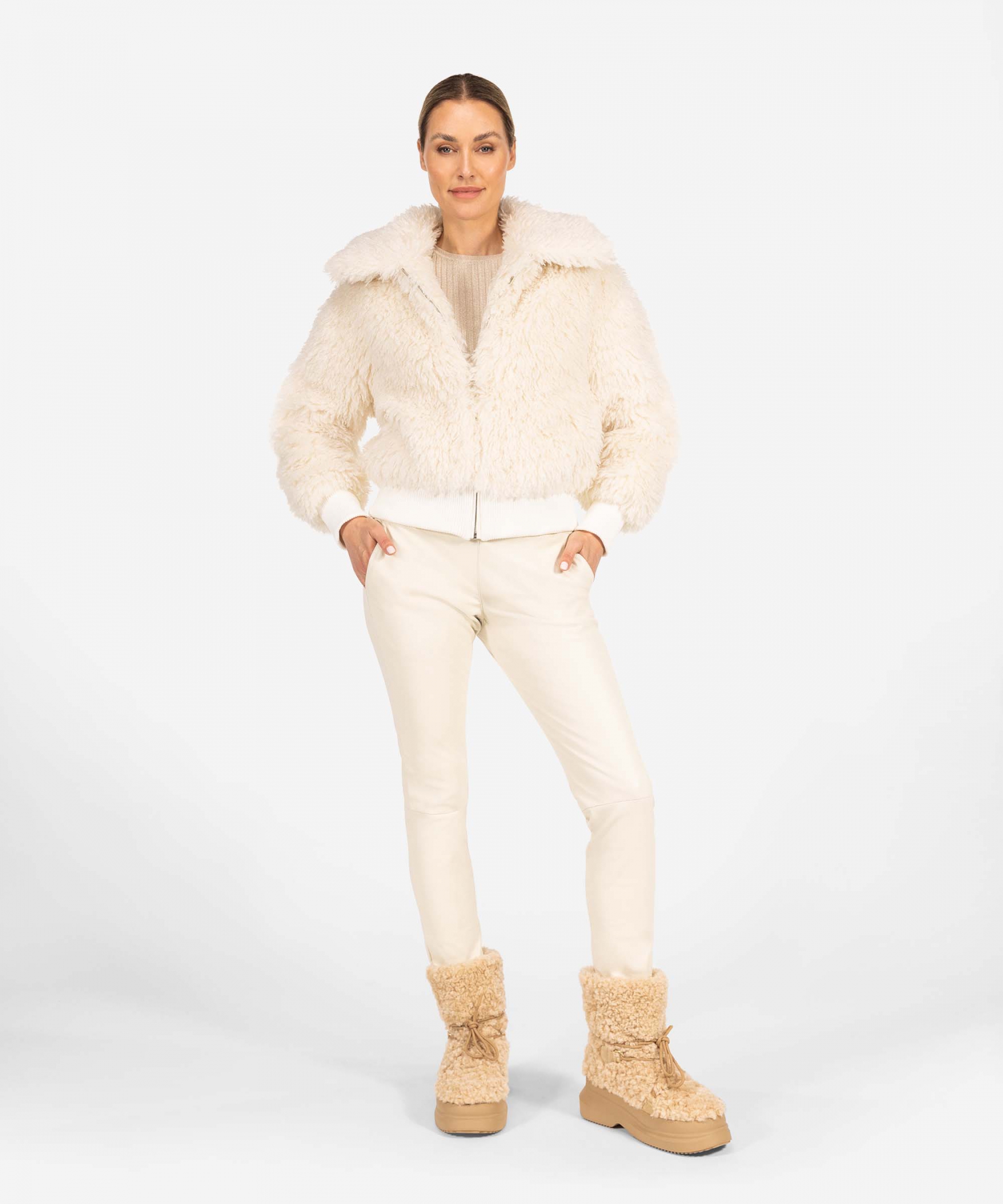 Josy | Coco White