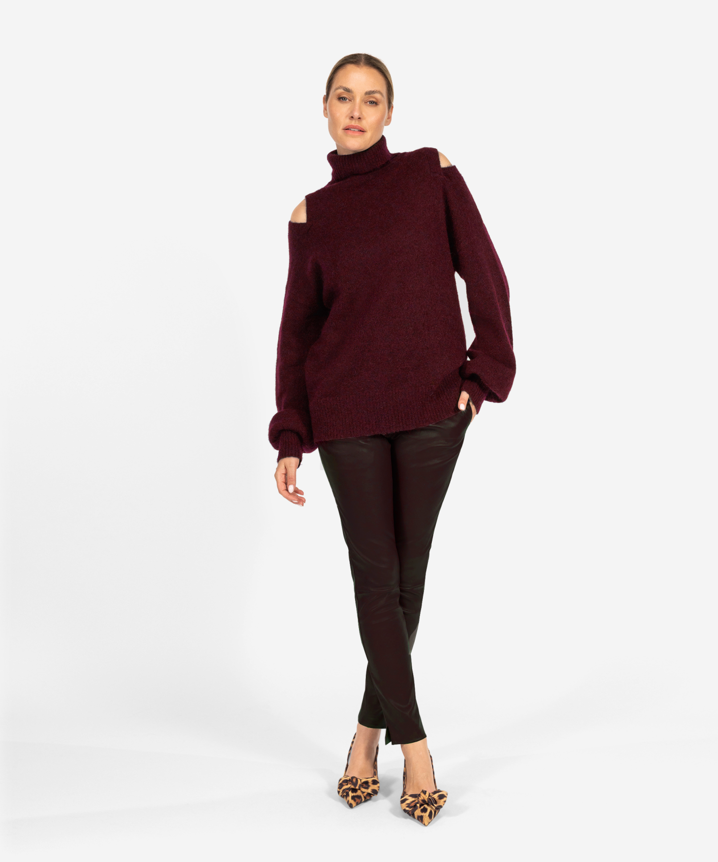 Tjico | Burgundy