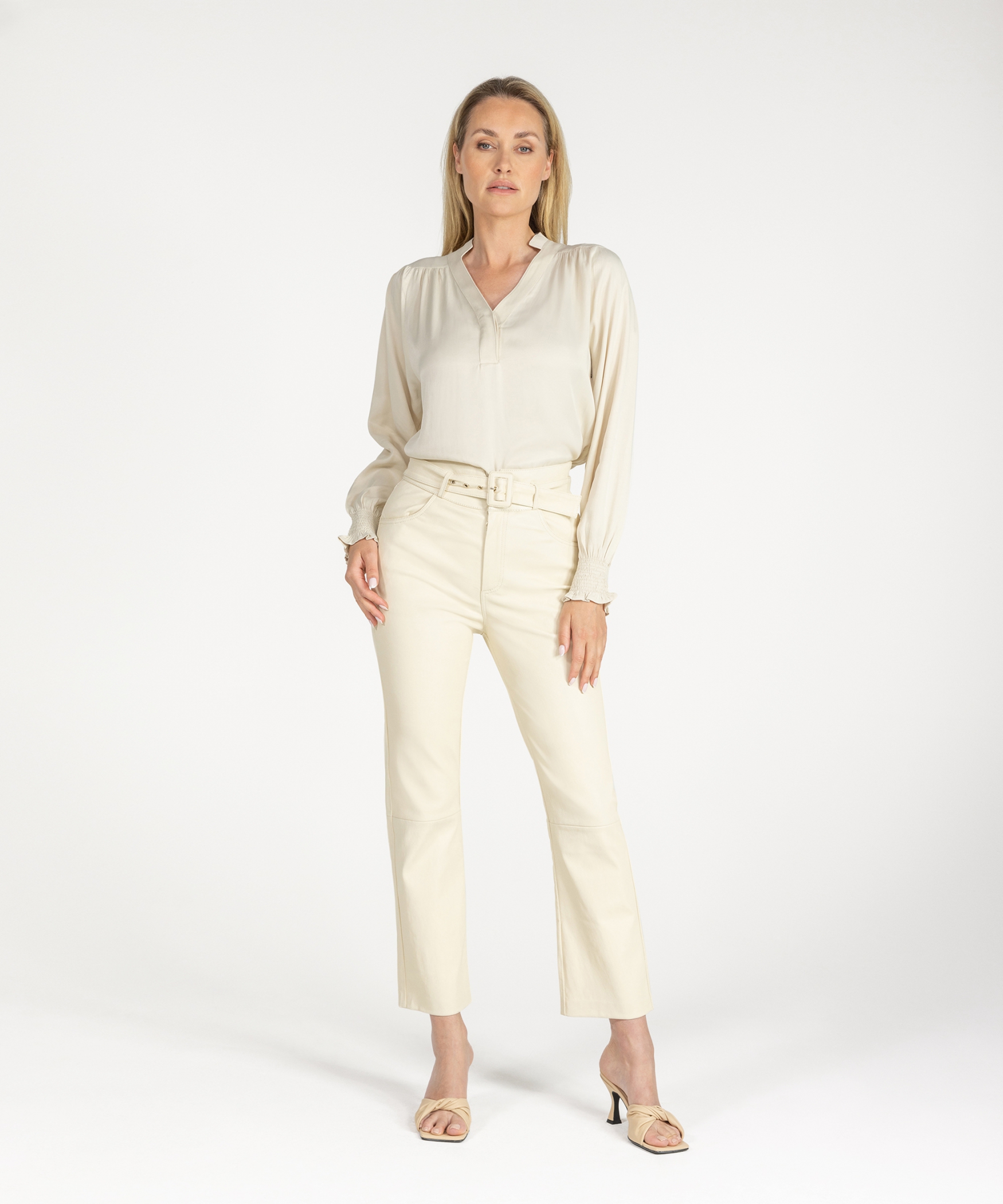 Pelle | CREAMWHIT